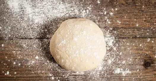 Come impastare la pizza in casa: consigli pratici e planetarie ideali per risultati professionali